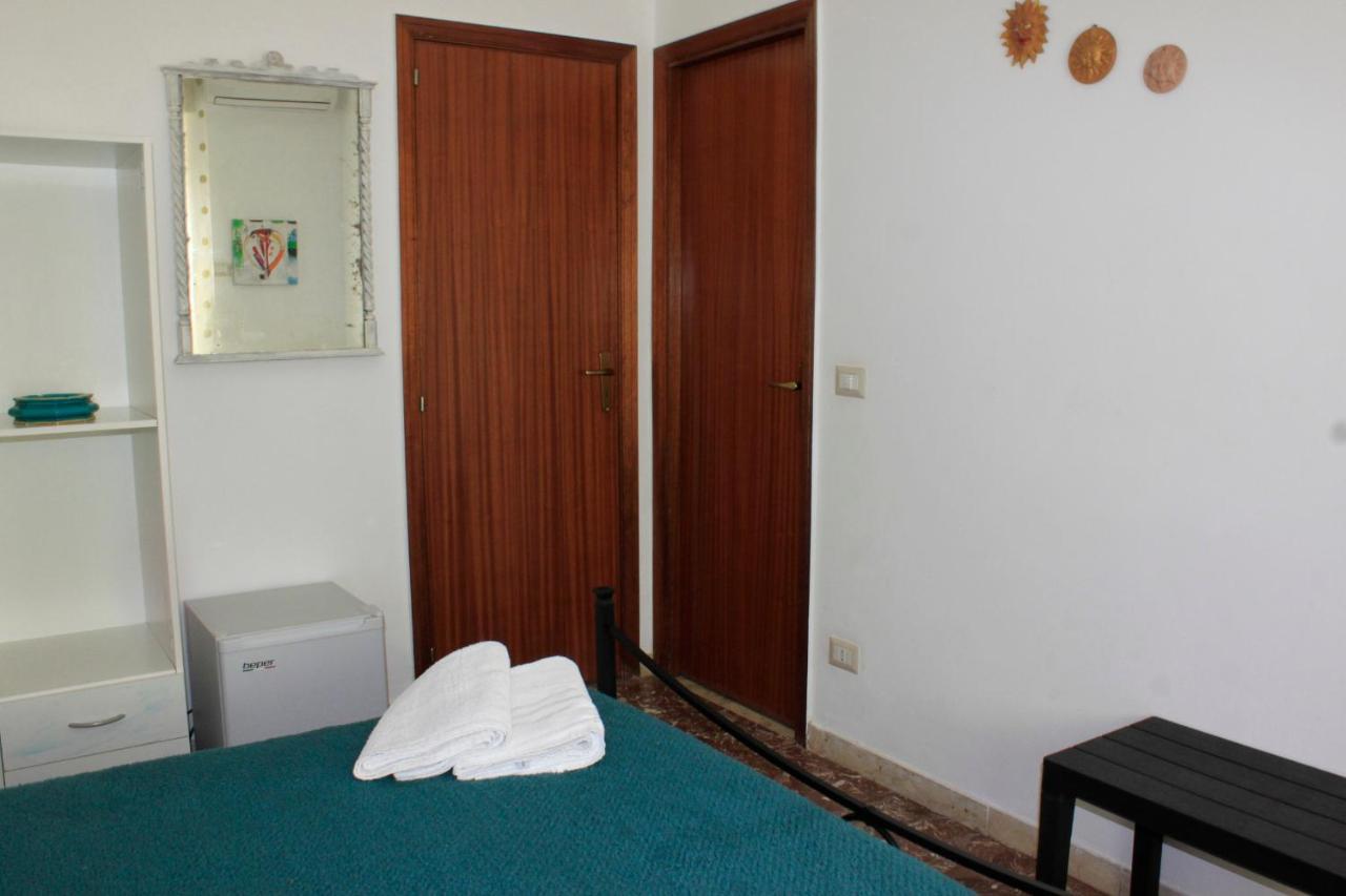 Bed & Breakfast Lighea Giardini Naxos Exterior photo