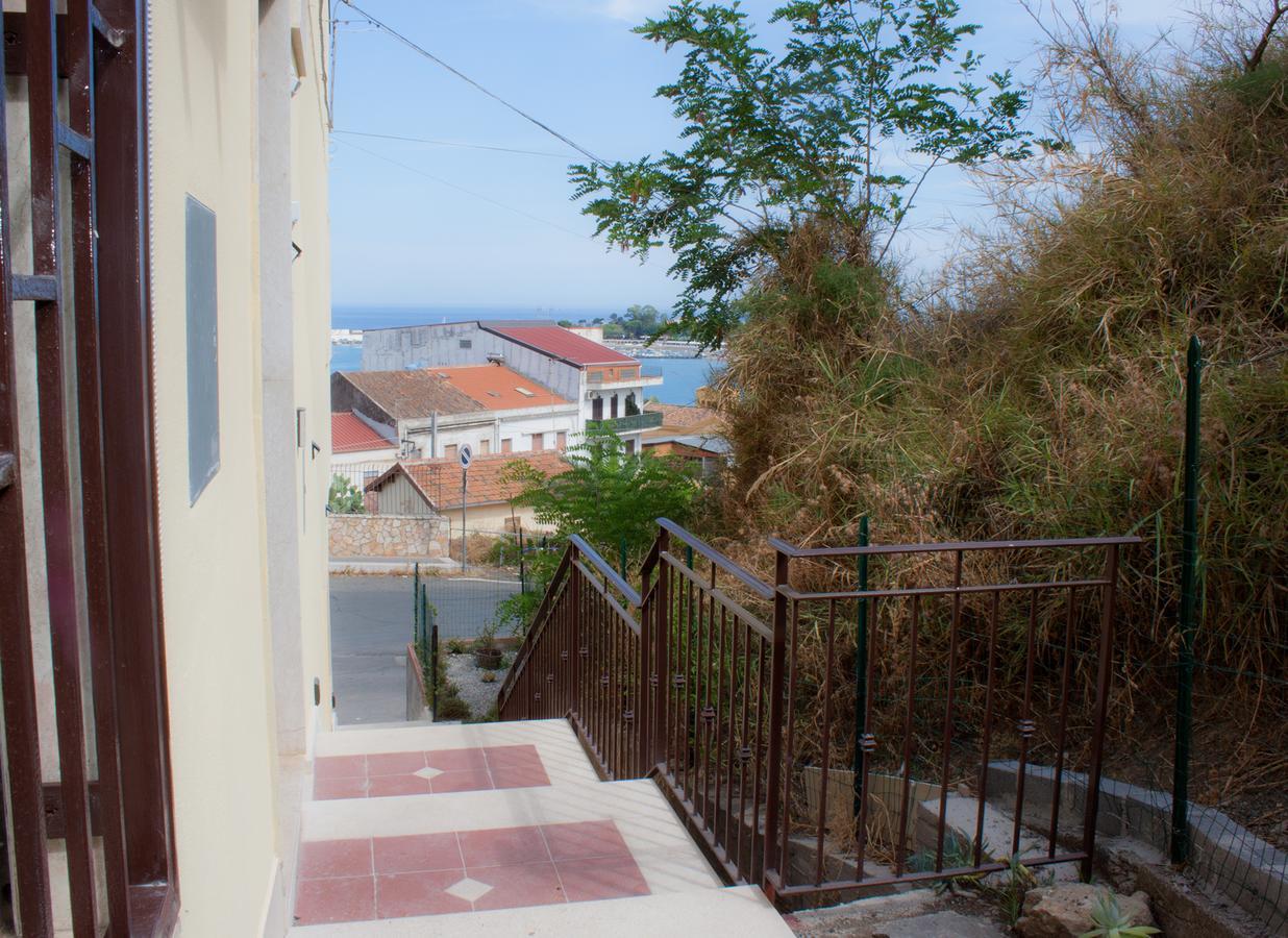 Bed & Breakfast Lighea Giardini Naxos Exterior photo